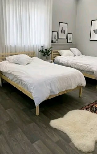 سرير خشب طبيعي ريفي - مقاس (نفر وربع).