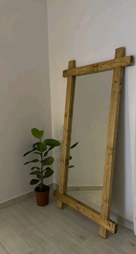 مرآة ريفية عملاقة - إطار خشب طبيعي بتصميم طولي 🖼️...