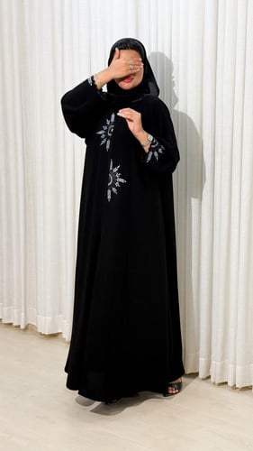 عباية الاميره