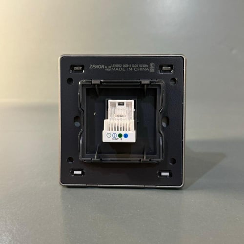 فيش تلفون مفرد Zp