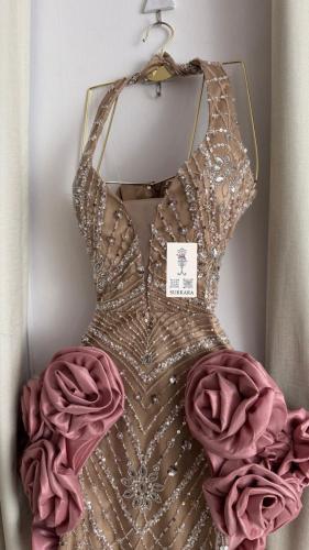 فستان تل مطرز مع جاكيت