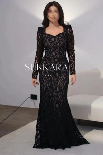 فستان اسود انيق