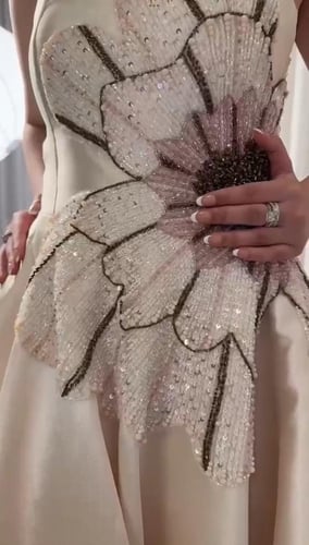 فستان ميكادو تطريز يدوي