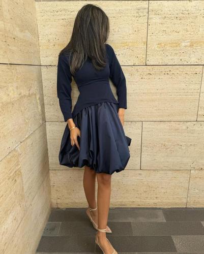 فستان كحلي ناعم