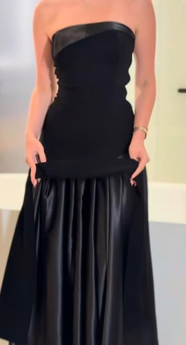 فستان اسود ناعم