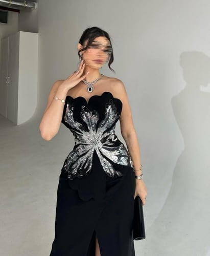 فستان اسود انيق