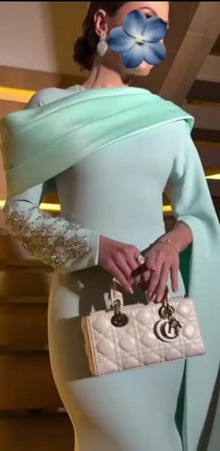 فستان تفاحي انيق