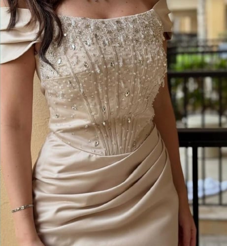 فستان سكري فخم