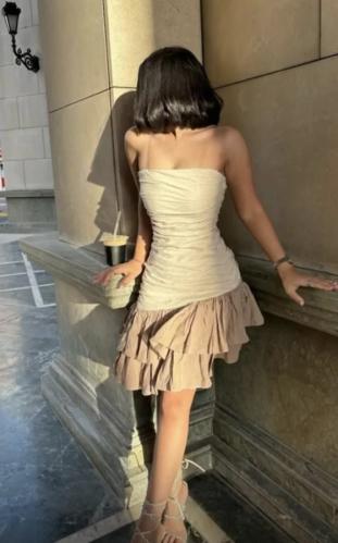 فستان قصير بطبقات سفليه