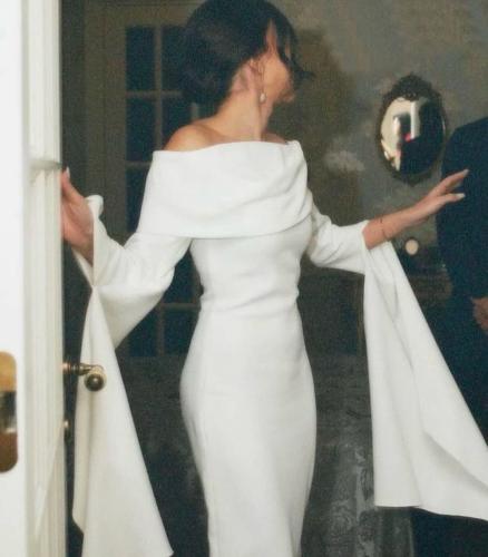 فسان ابيض انيق