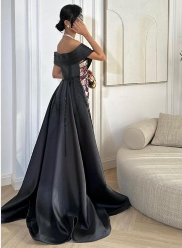 فستان اسود فخم