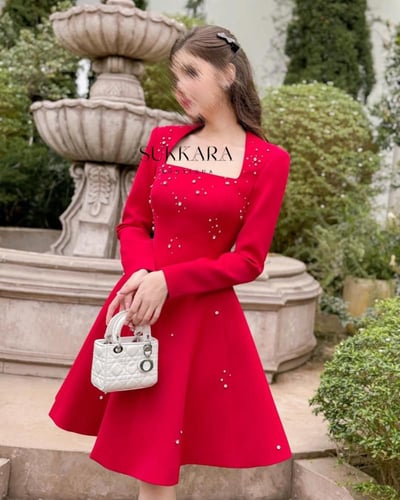 فستان احمر راقي