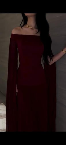 فستان برغندي ناعم