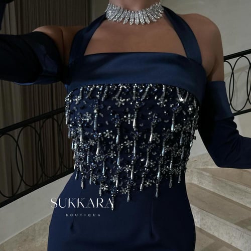 فستان كحلي تطريز صدر