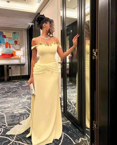 فستان ليموني فخم
