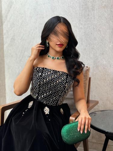 فستان جوخ تطريز يدوي