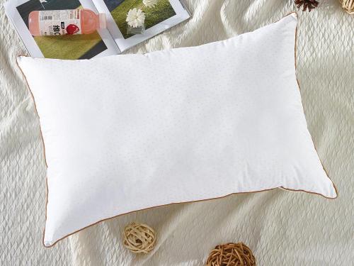 مخدة فندقية قطنية متوسطة السماكة - 50×75 سم