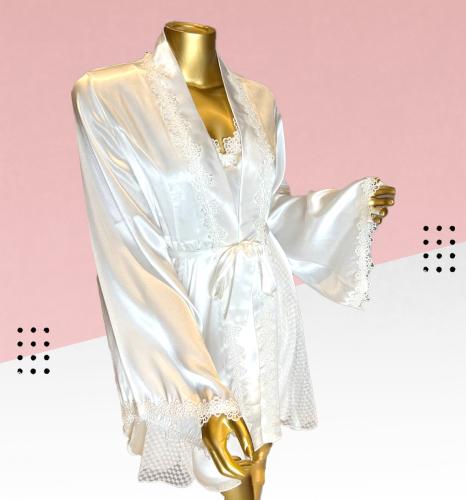 طقم عرايسي حرير قصير قطعتين 8179