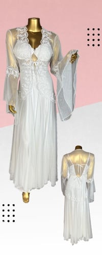 طقم عرايسي حرير طويل قطعتين 1121