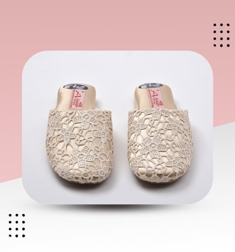 شبشب عرايسي كعب واطي دانتيل 4128