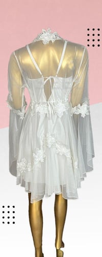 طقم عرايسي حرير قصير قطعتين 8153