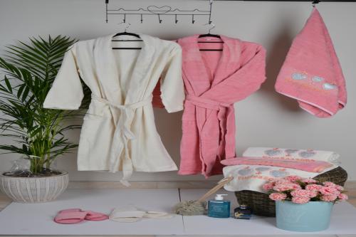 طقم مناشف عرايسي ثقيل 12قطع 4115