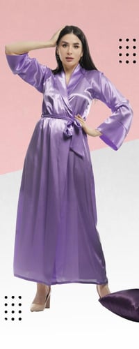 روب أستقبال عرايسي ساتان طويل 7010