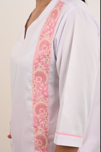 يونيفورم استقبال للعاملات Pink flower