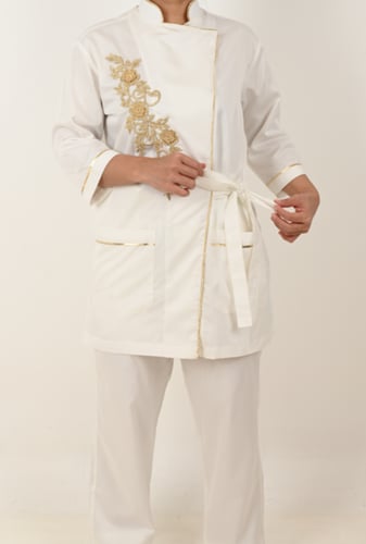 زي عاملات ضيافة ذهبي Elegant فاخر