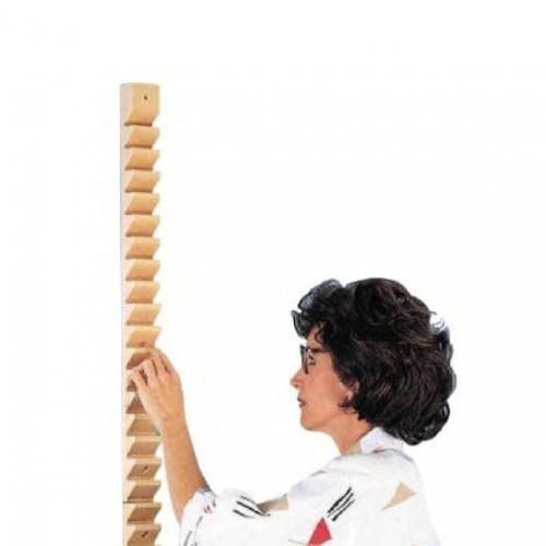 سلم راسي لتدريب اصابع اليد من الخشب