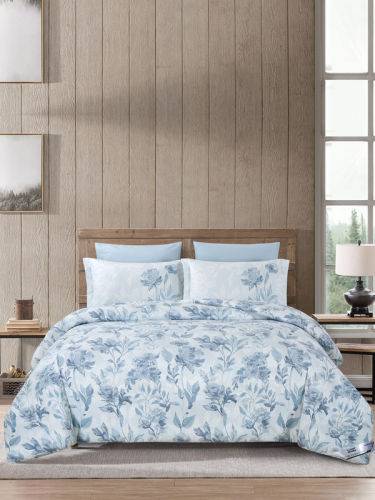 مفرش نفر ونص صيفي بنقشة زهرية كلاسيكية