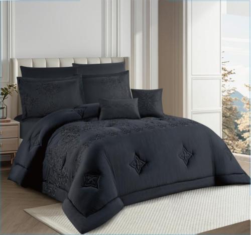 طقم لحاف LAMIS مطرز مزدوج 7 قطع