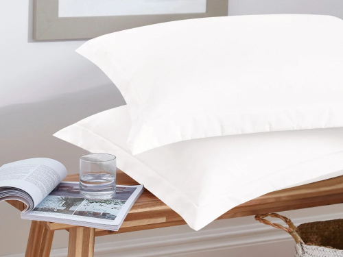 تلبيسة مخدات سادة فائقة النعومة - أبيض