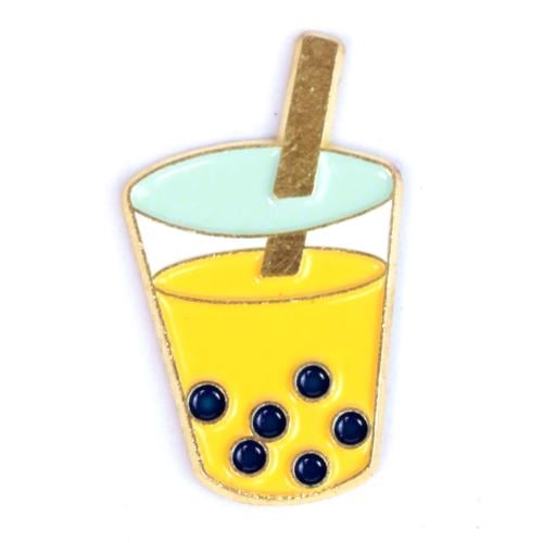 بروش حديد القهوة المثلجة المنعشة.