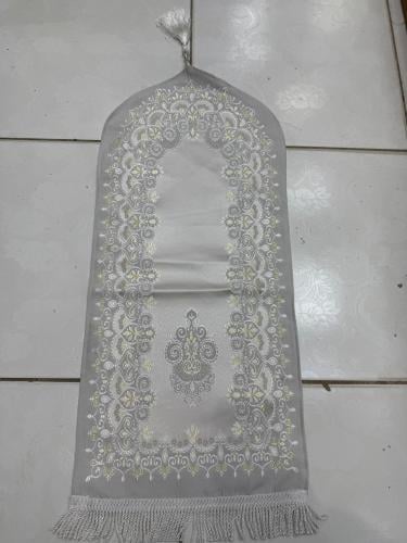 توزيعات السجاد بعدة ألوان