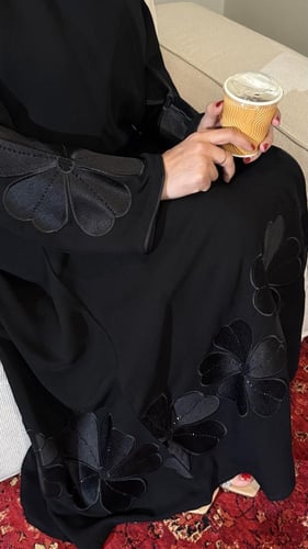 عباية الريم طرحة +نقاب مجاناً