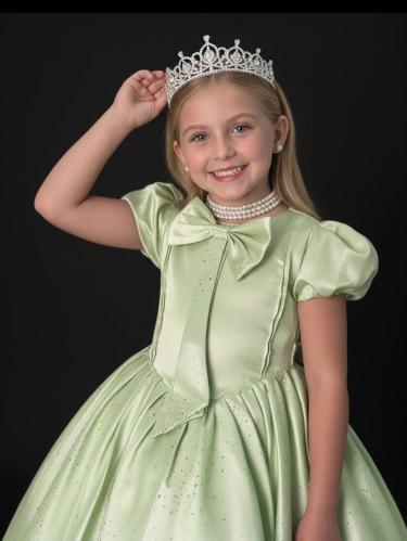 Classic dress V story