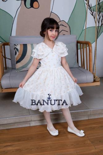Girls' dress soft pink with a stylish collar