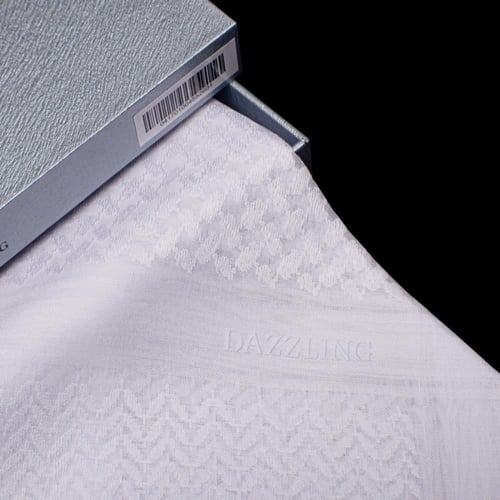 شماغ انجليزي ابيض DAZZLING