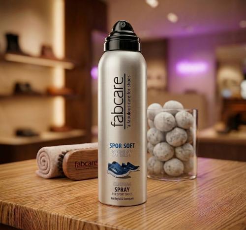ملمع أحذية رياضي بخاخ - FABCARE