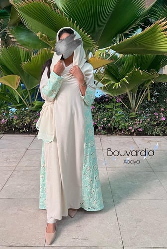 عبايه ركامه بيح