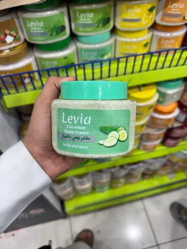مقشر ليفيا جل بالفراولة Levia Strawberry Gel Scrub...
