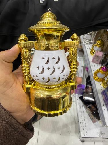 فانوس زينة رمضاني صغير لون ذهبي بتصميم عربي كلاسيك...