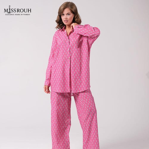 بيجامة: "بينك تشيك"