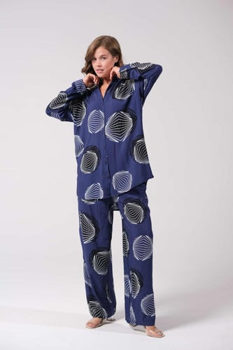 بيجامة: "إيليغانس نوفا"