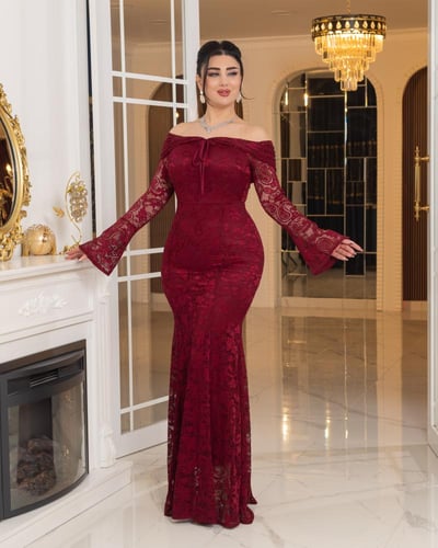 فستان همس الفخامة (عنابي غامق)