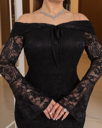 فستان همس الفخامة (اسود)