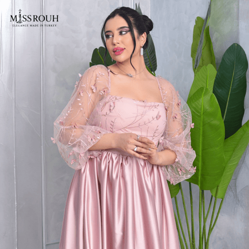 فستان الانوثة الحالمة (وردي)