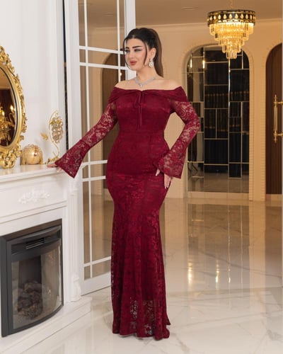 فستان همس الفخامة (عنابي غامق)