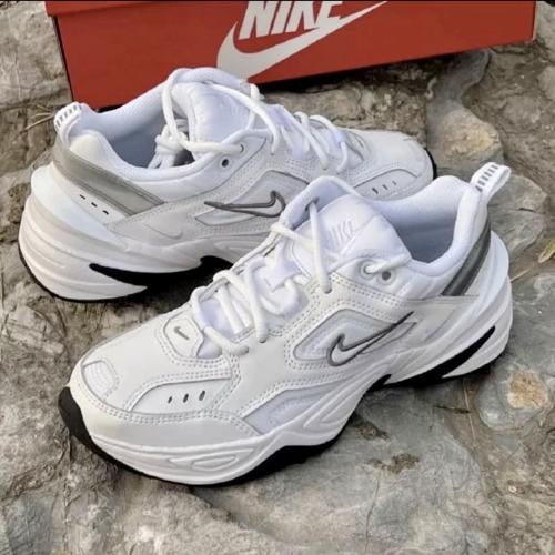 Nike M2k